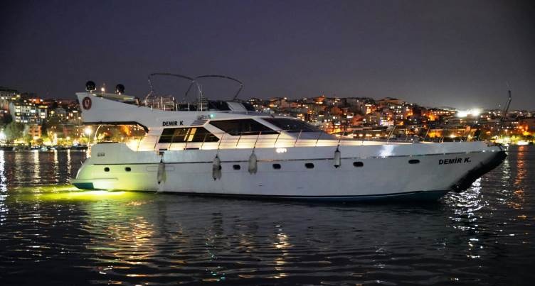 Lüks yat 3 genel görünümü