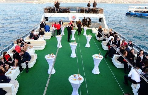 uploads/Teknede davet veren konuklarımız