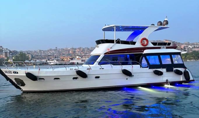 Haliçte kiralık yat - Yat 16